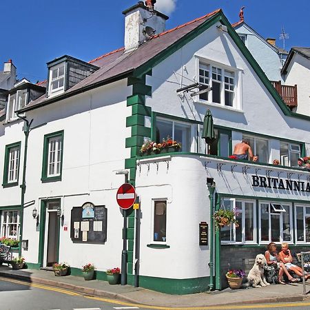 The Britannia Coaching Inn Aberdyfi Zewnętrze zdjęcie