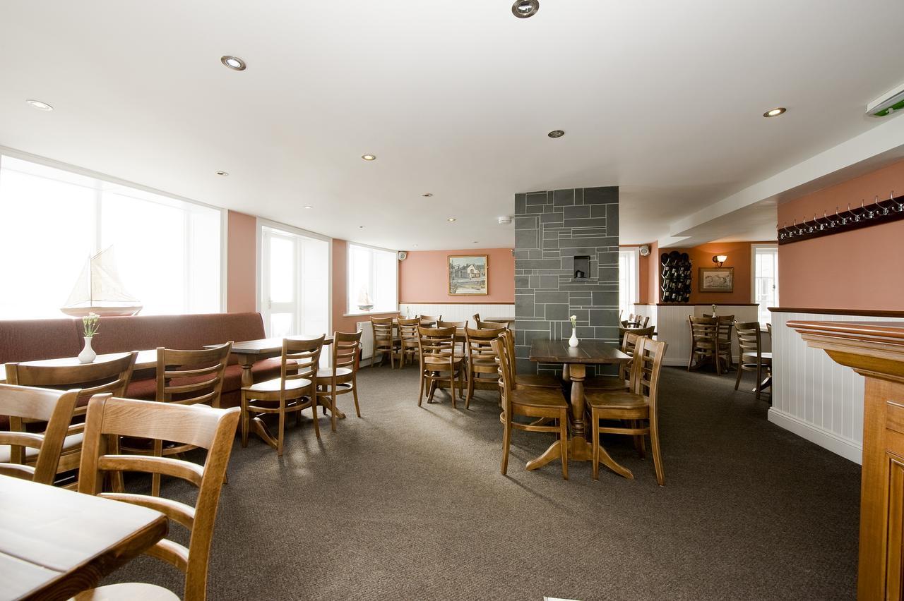 The Britannia Coaching Inn Aberdyfi Zewnętrze zdjęcie